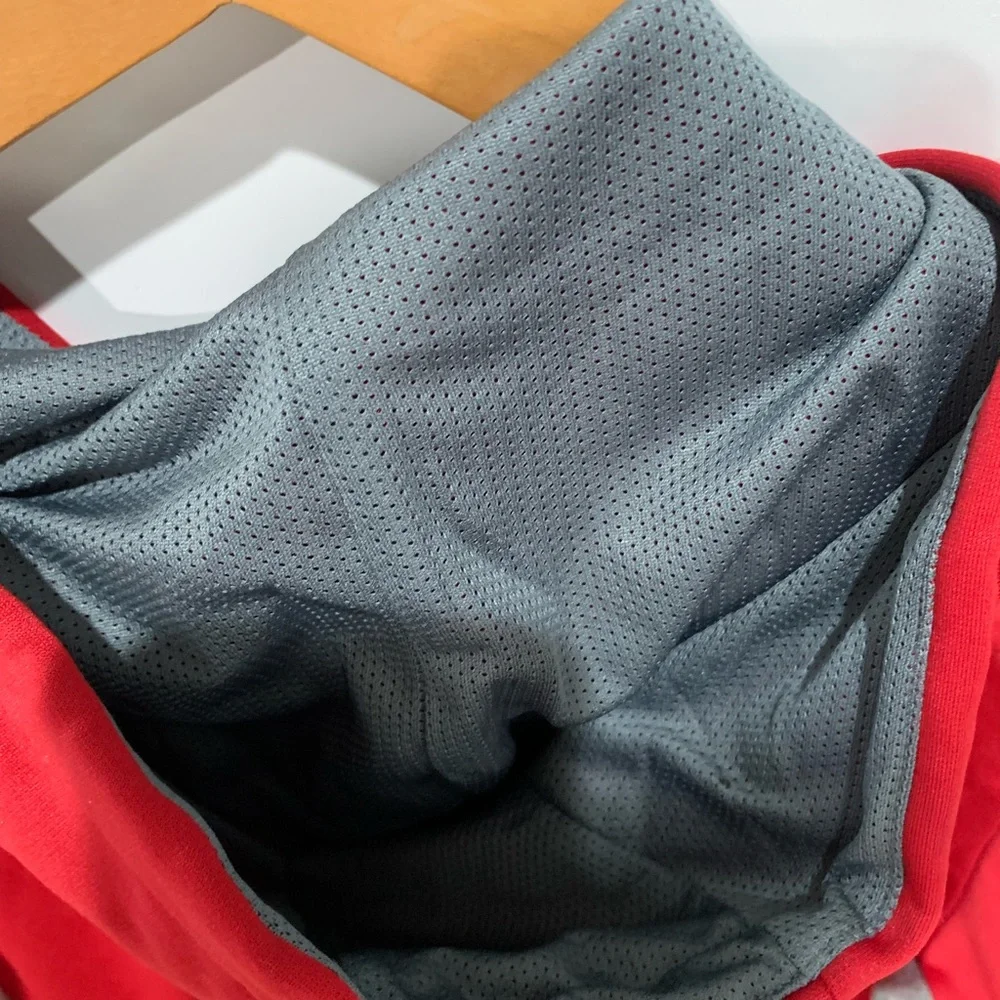 Nike Men's Red and Gray dri fit thermal pullover size S
